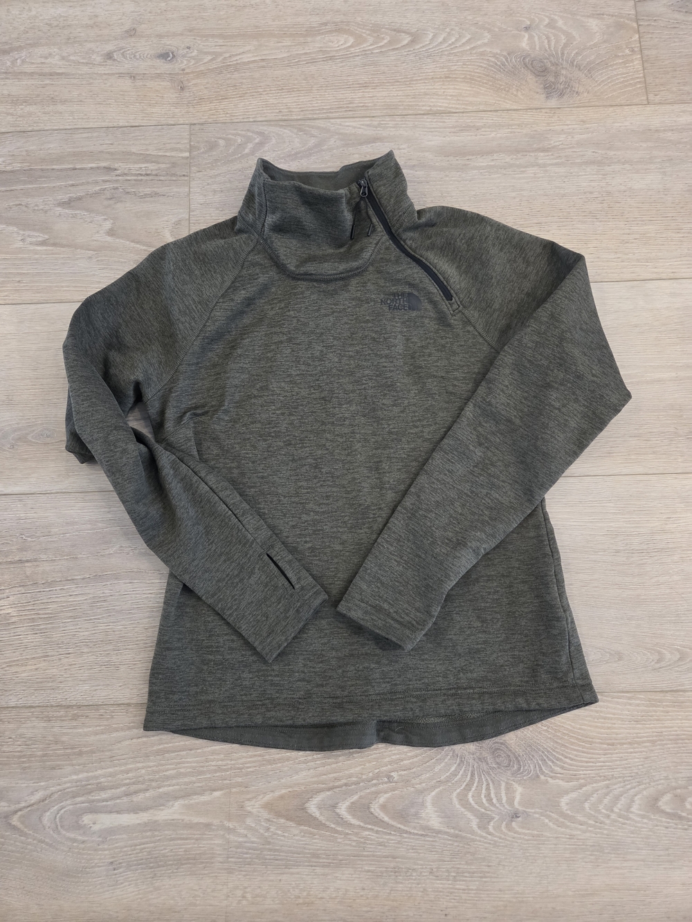 The North Face Women's Olive Pullover With 1/4 Zip